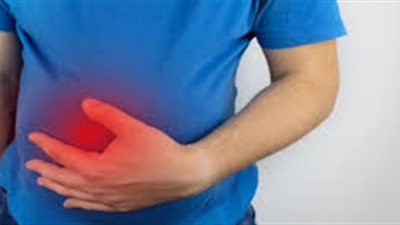 غازات البطن قد تؤدي إلى مضاعفات خطيرة إذا لم تُعالج في الوقت المناسب... إليك وصفة منزلية فعّالة للتخلص منها بسرعة