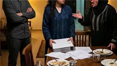 المـال السـايب يعلـم السـرقة كـاملة بقلـم منـي السـيد
