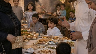 في يوم عيد الأم، صرخ صهري في وجهي أمام أحفادي الاثني عشر