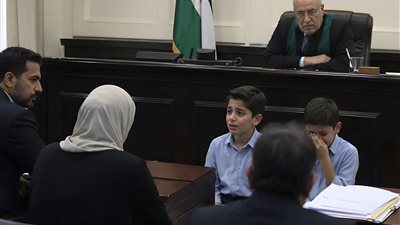 حاول زوجي إسقاط حضانتي أمام المحكمة
