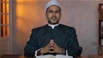 أذن عليّ الفجر وأنا في علاقة مع زوجتي فماذا أفعل وأزهري يوضح الحكم فيديو